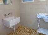 Brownhill Creek Tourist Park - Mitcham: There are 2 baby baths and a change table