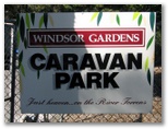 Windsor Gardens Caravan Park - Windsor Gardens: Windsor Gardens Caravan Park welcome sign