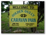 Golden Gully Caravan Park - Adelong: Golden Gully Caravan Park welcome sign