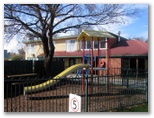 Albury Motor Village - Albury: Playground for children