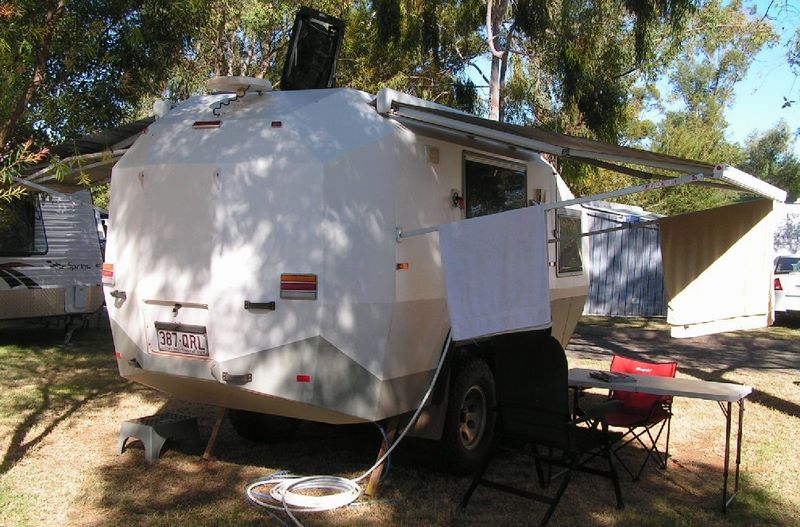 Alice Springs Northern Territory - Alice Springs: Home built aluminium off road van in Alice Springs.