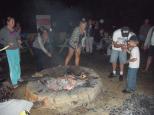 Middle Rock Holiday Resort - Anna Bay: Camp fire
