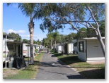 Middle Rock Holiday Resort - Anna Bay: Good paved roads throughout the park