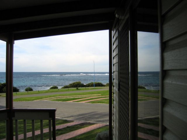 Marengo Holiday Park - Apollo Bay: Cottages with ocean views