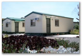 West City Motel and Cabin Park - Ardeer: Cottage accommodation, ideal for families, couples and singles - mimumum rental is 8 weeks.
