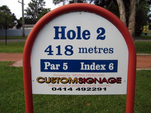 Waratah Golf Course - Argenton: Hole 2 - Par 5, 418 metres