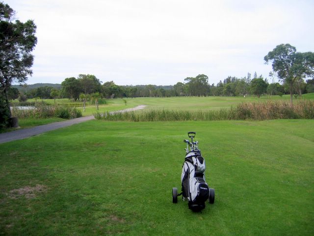 Waratah Golf Course - Argenton: Fairway view Hole 10