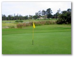 Waratah Golf Course - Argenton: Green on Hole 12