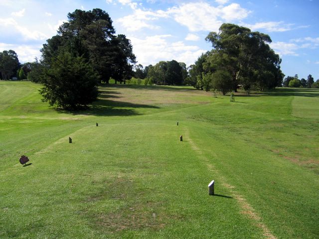 Armidale Golf Course - Armidale: Fairway view Hole 6