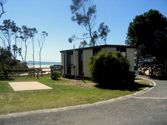 Arrawarra Beach Holiday Park - Arrawarra: Cottage accommodation, ideal for families, couples and singles