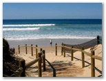 The Lorikeet Tourist Park - Arrawarra: Arrawarra surfing beach - great for fishing.