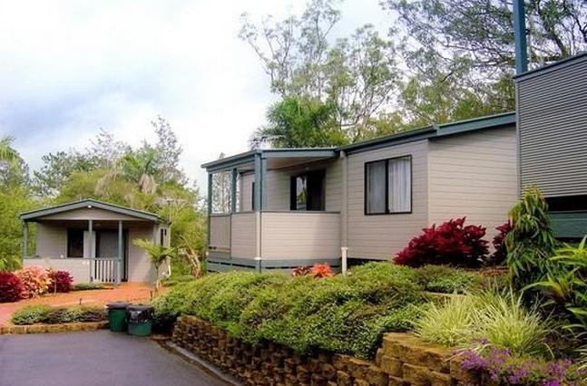 BIG4 Atherton Woodlands Van Park - Atherton: Cabin accommodation which is ideal for couples, singles and family groups. 