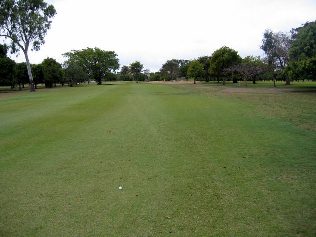 Ayr Golf Course - Ayr: Approach to the Green on Hole 6