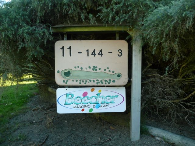 Bairnsdale Golf Course - Bairnsdale: Hole 11 - Par 3, 144 metres.  Sponsored by Beecher Imaging & Signs