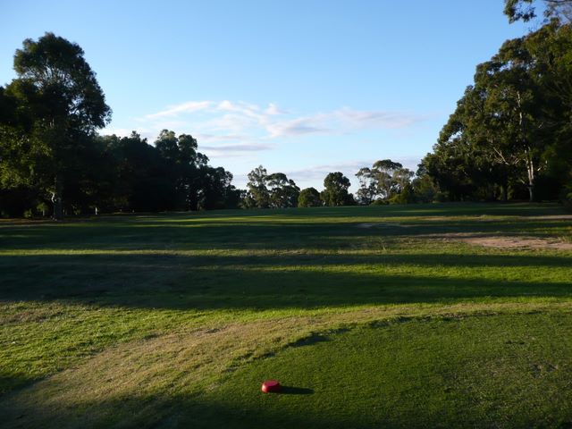 Bairnsdale Golf Course - Bairnsdale: Fairway view Hole 18.