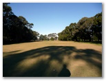 Bairnsdale Golf Course - Bairnsdale: Approach to the Green on Hole 12