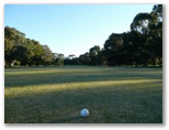Bairnsdale Golf Course - Bairnsdale: Approach to the Green on Hole 16