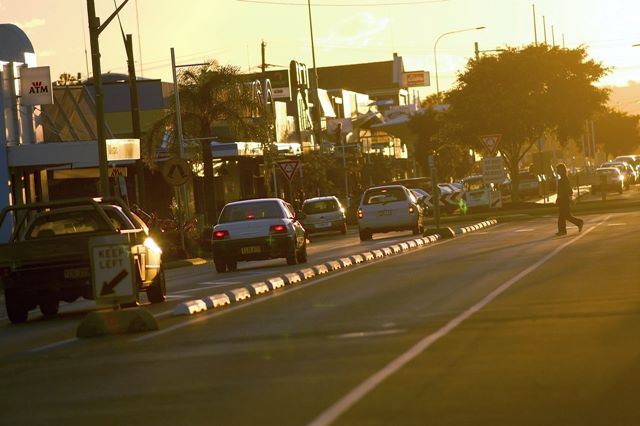 Ballina Central Holiday Park - Ballina: River Street in Ballina late afternoon