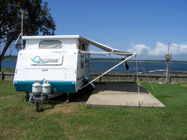 BIG4 Shaws Bay Holiday Park 2005. - East Ballina: Powered sites for caravans with water views