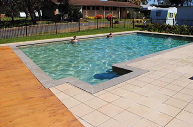 Avon Caravan Village - Bargo: Swimming pool