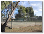 Cobram Barooga Golf Resort - Barooga: Tennis court
