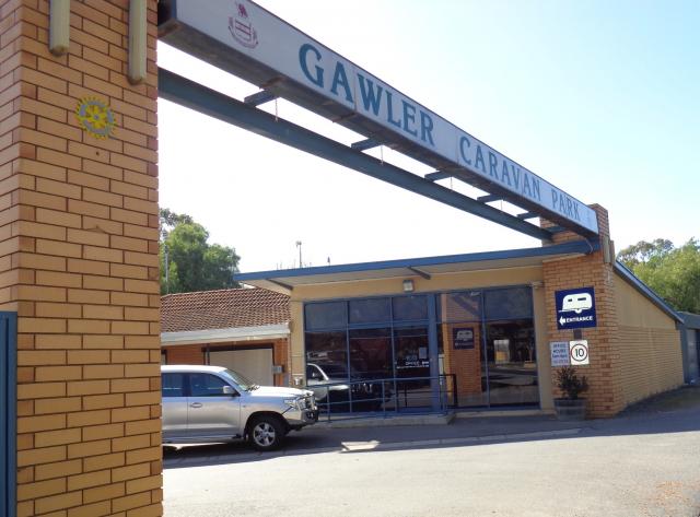 Gawler Caravan Park  - Gawler Barossa Valley: Gawler Caravan Park,
Main Entrance, and Office block.
