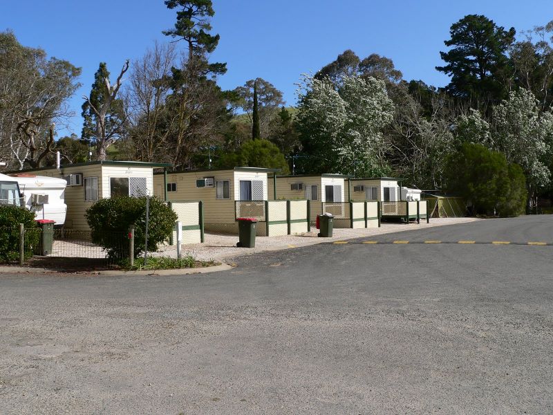 Queen Victoria Jubilee Park - Williamstown Barossa Valley: Cabin accommodation which is ideal for couples, singles and family groups.