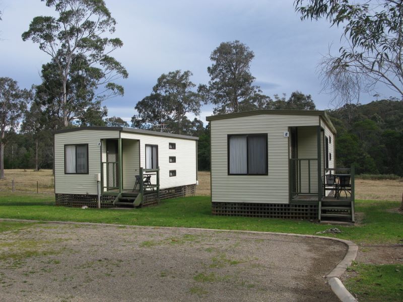 Batemans Bay North Tourist Park - Batemans Bay North: Cabin accommodation available in this park.