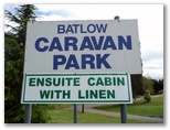 Batlow Caravan Park - Batlow: Batlow Caravan Park welcome sign