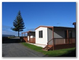 Beachport Caravan Park - Beachport: Cottage accommodation ideal for families, couples and singles