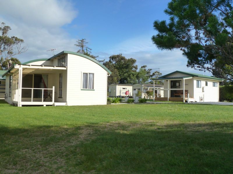 Beauty Point Tourist Park - Beauty Point: Cottage accommodation, ideal for families, couples and singles