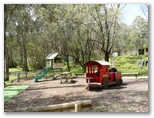 Silver Creek Caravan Park - Beechworth: Playground for children.