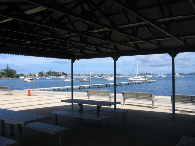 Belmont Bayview Park - Belmont: Beautiful Lake Macquarie is only a short walk from the park