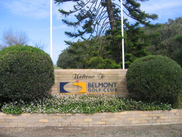 Belmont Golf Course - Belmont: Belmont Golf Course welcome sign