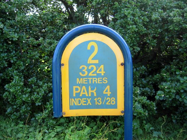 Belmont Golf Course - Belmont: Hole 2 - Par 4, 324 meters