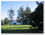 Belmont Pines Lakeside Holiday Park - Belmont: Area for tents and camping