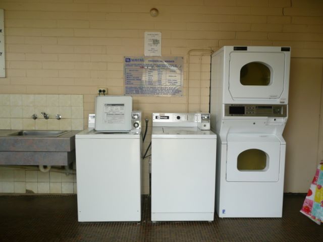 Benalla Leisure Park - Benalla: Laundry