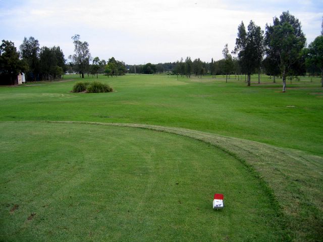Beresfield Golf Course - Beresfield: Fairway view Hole 1