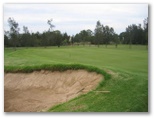 Beresfield Golf Course - Beresfield: Green on Hole 7