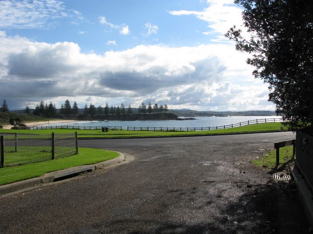 Zane Grey Tourist Park - Bermagui: Water views directly opposite the park