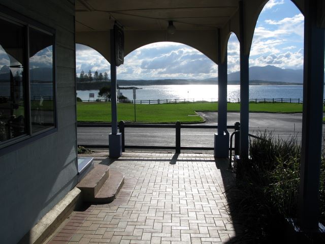 Zane Grey Tourist Park - Bermagui: Late afternoon sunlight from shopping centre colonnades