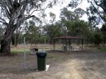 The Ponds Camp - Cobbadah: Bin and Sheltered outdoor BBQ 