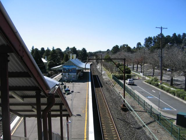 Blackheath Glen Tourist Park - Blackheath Blue Mountains: Blackheath Railway Station with regular trains to Katoomba and Sydney