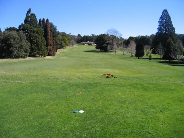 Blackheath Golf Course - Blackheath: Fairway view Hole 9.