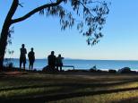 Seawinds Caravan and Holiday Park - Blacks Beach: Park bench over looking the beach
