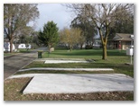 Blayney Tourist Park - Blayney: Powered sites for caravans with well prepared slabs