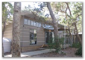 Myall Shores Nature Resort - Bombah Point Via Bulahdelah: Cottage accommodation, ideal for families, couples and singles