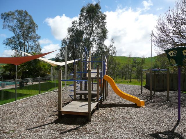 Bonnie Doon Caravan Park - Boonie Doon: Playground for children.