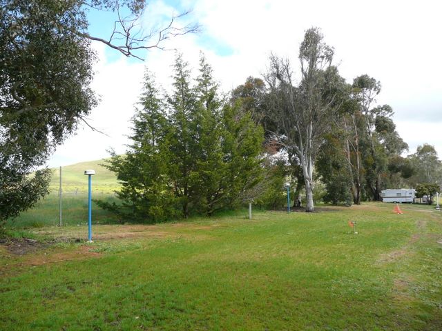 Bonnie Doon's Lakeside Leisure Resort - Bonnie Doon: Powered sites for caravans