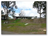Peppin Point Holiday Park - Bonnie Doon: Powered sites for caravans